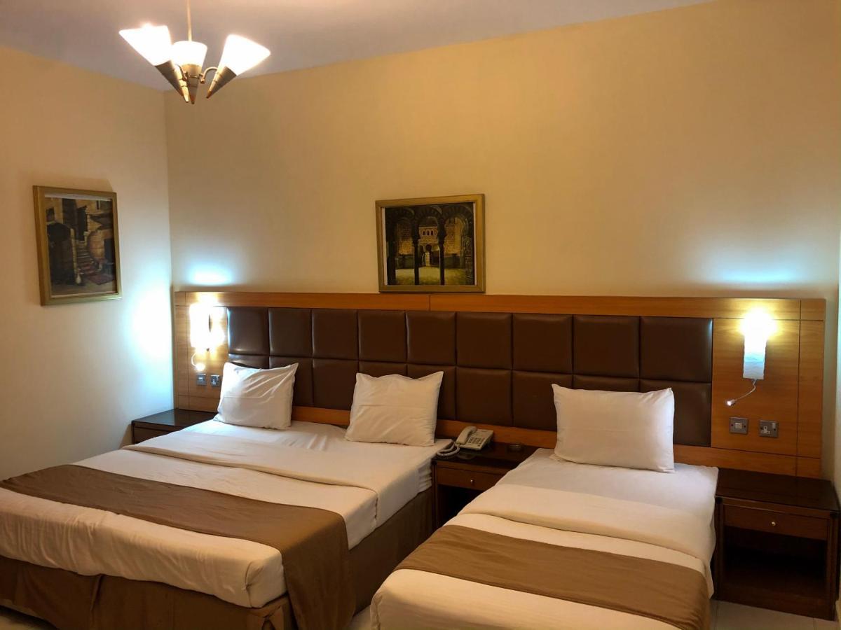 New Royal Mark Hotel Apartments Дубай Экстерьер фото